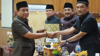 DPRD Tanjabbar Gelar Paripurna LKPJ 2025, Fraksi-Fraksi Soroti Pemerataan Infrastruktur dan Kesejahteraan